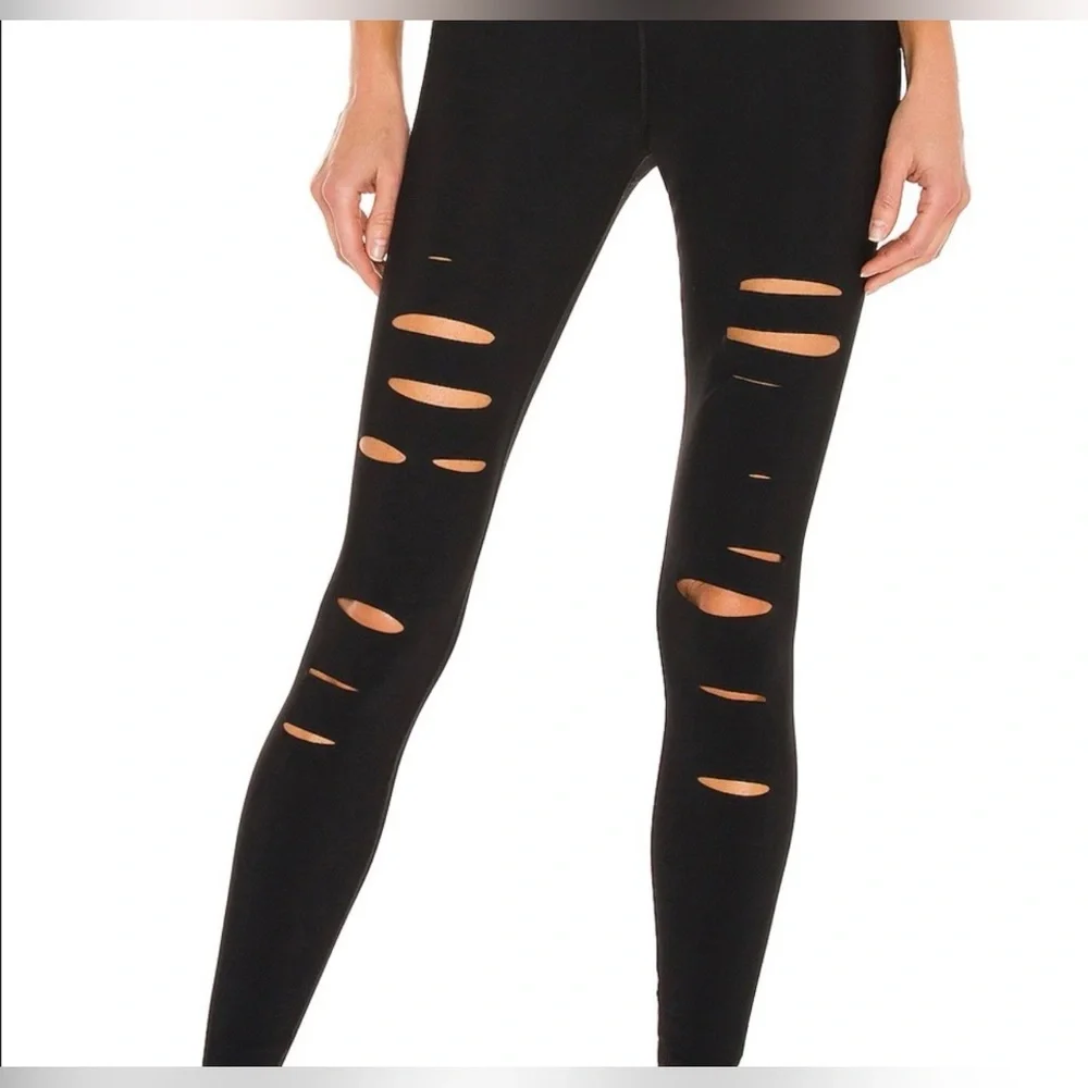 ALO YOGA- 718 High Waist Ripped Warrior Legging, XS or SMALL NWOT